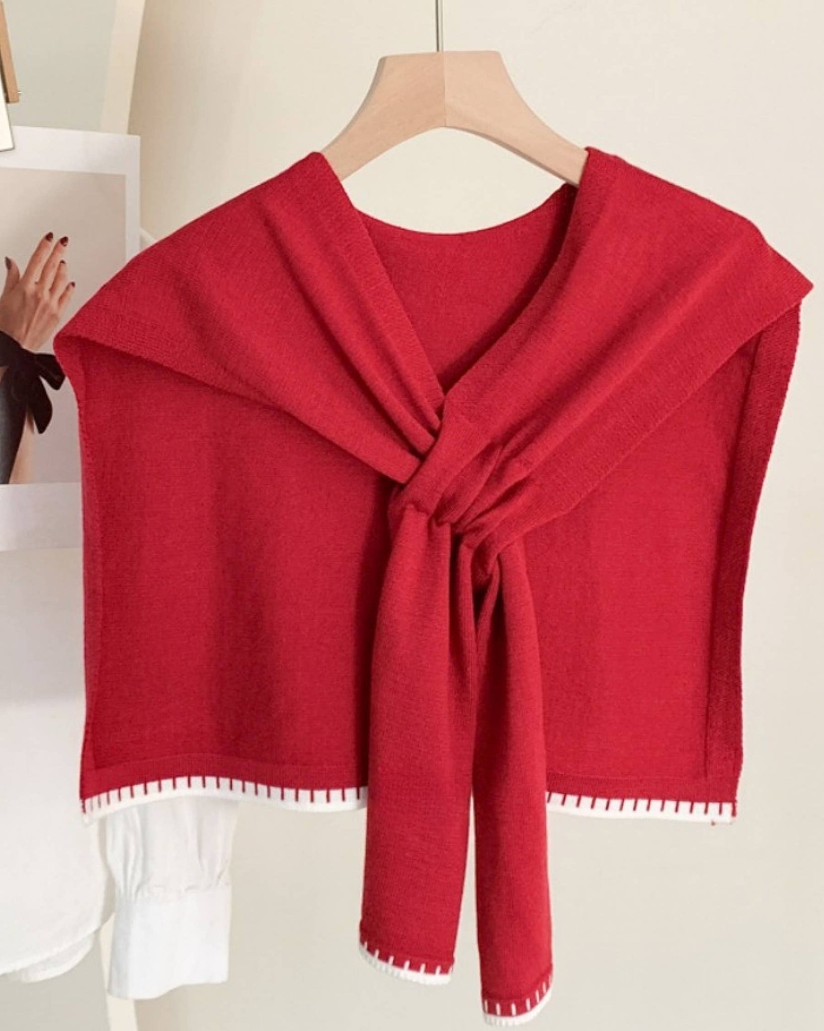 Mini Shoulder Cross-Front Scarf : Red