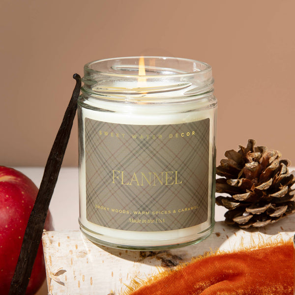 Holiday Candle, Flannel 9 oz Soy