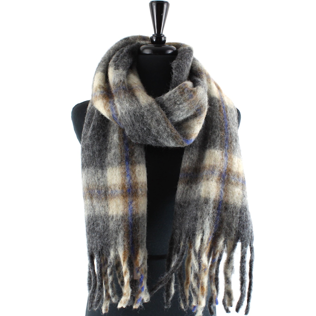 Scarf, Large Fuzzy Plaid Black/Blue