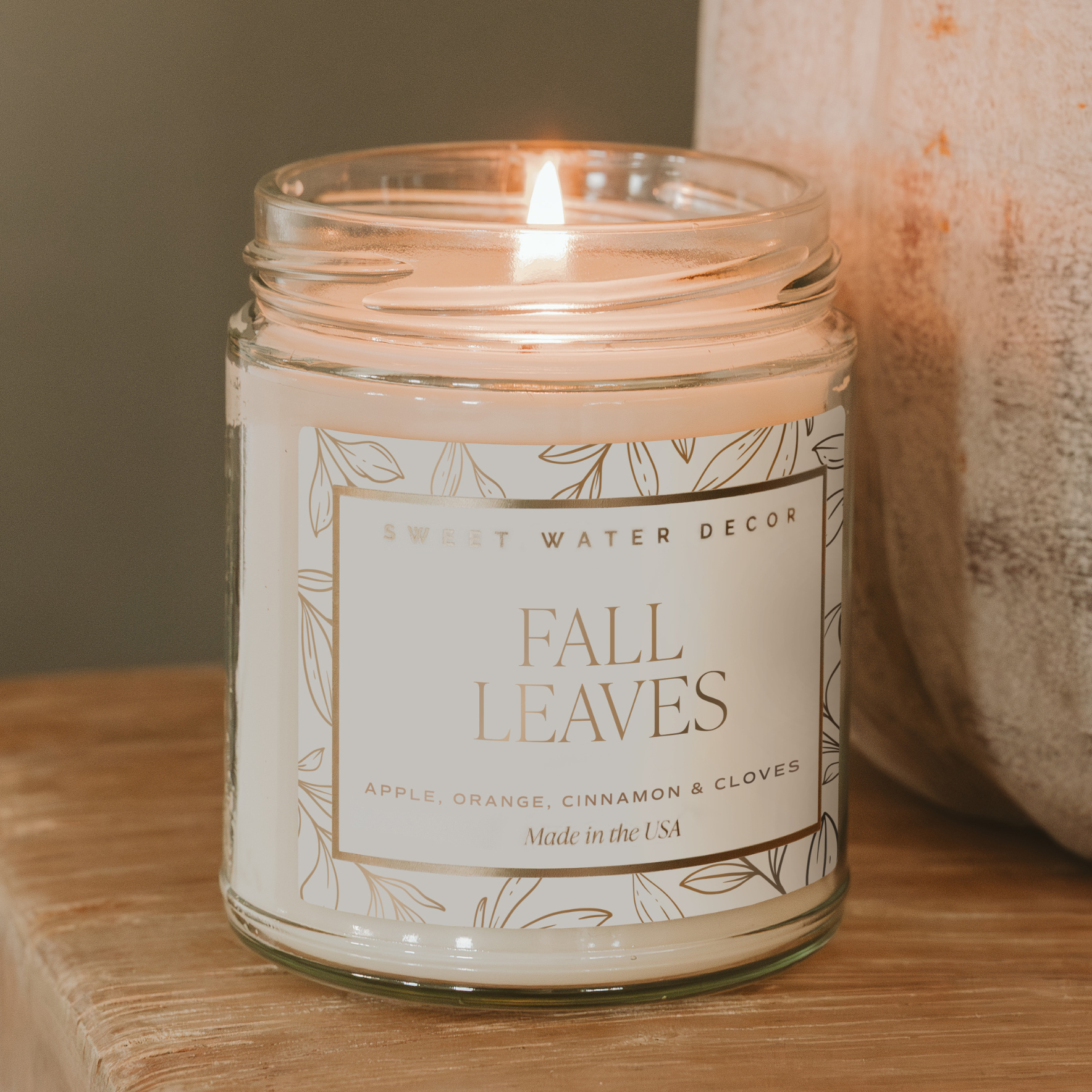 Holiday Candle, Fall Leaves 9 oz Soy